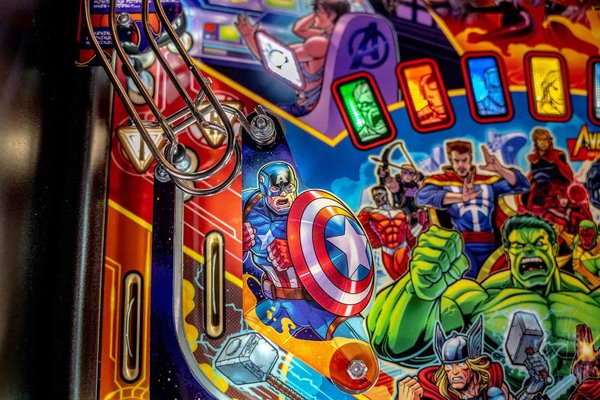 Avengers Infinity Quest Pro Stern Pinball