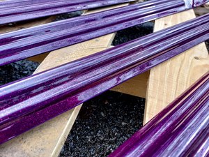 pinball flipperbeine pulbverbeschichtung in candy purple illusion sparkle